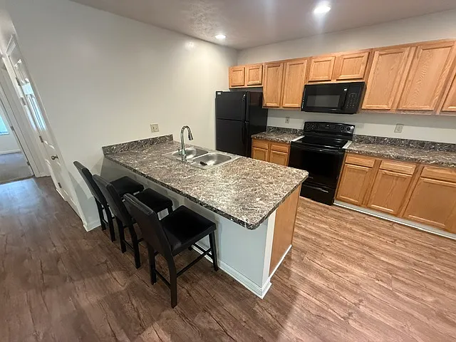 249 Northland Dr #C — Photo 8