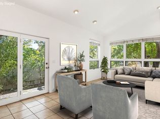 231 Las Mananitas St, Santa Fe, NM 87501