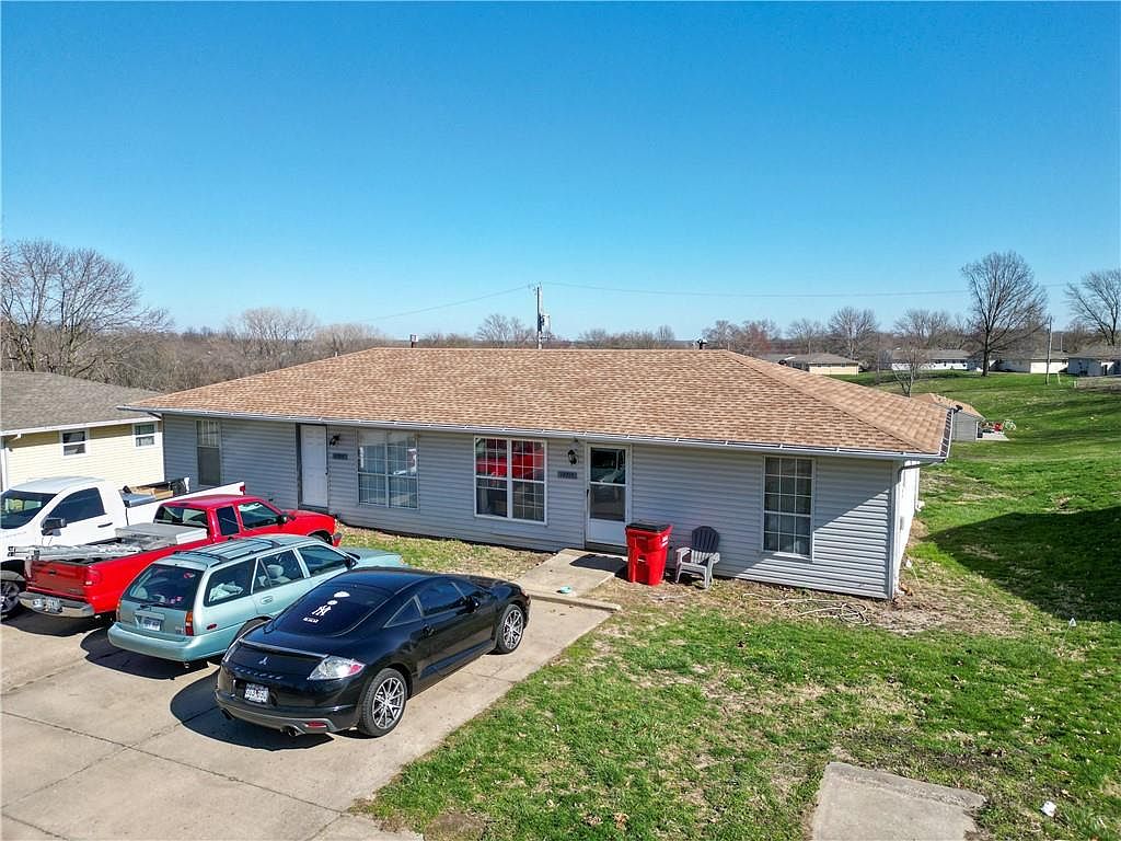 1871518717 E Blackhawk Trl, Independence, MO 64056 MLS 2447241 Zillow