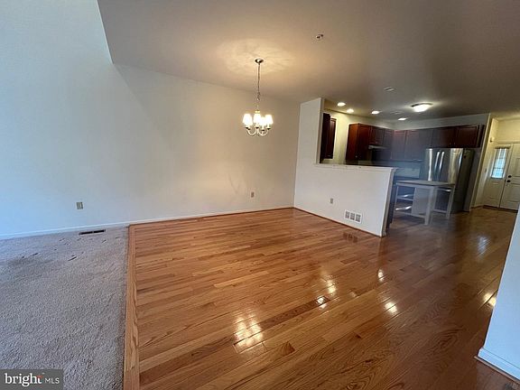 4th image of 2135 Hidden Meadows Ave