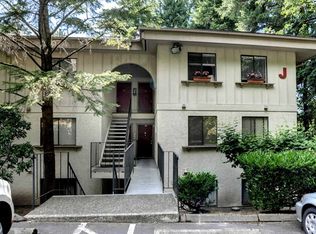 12700 NE 116th St #1-A, Kirkland, WA 98034