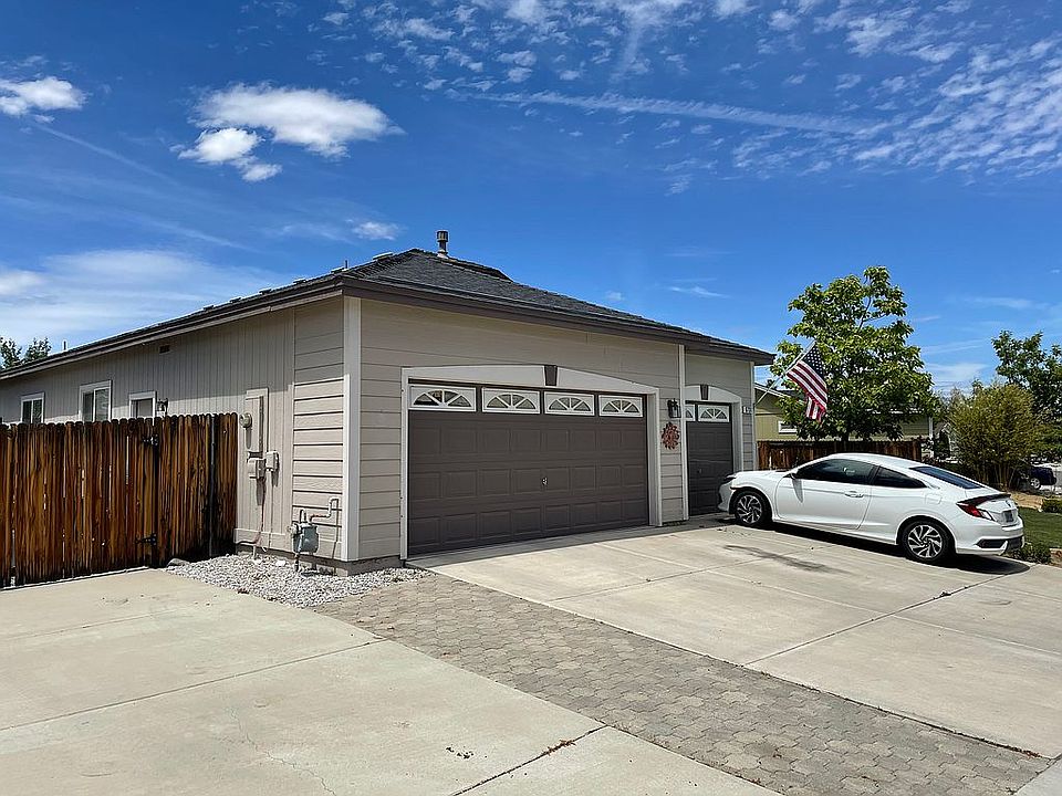 2nd image of 9731 Autumn Leaf Way