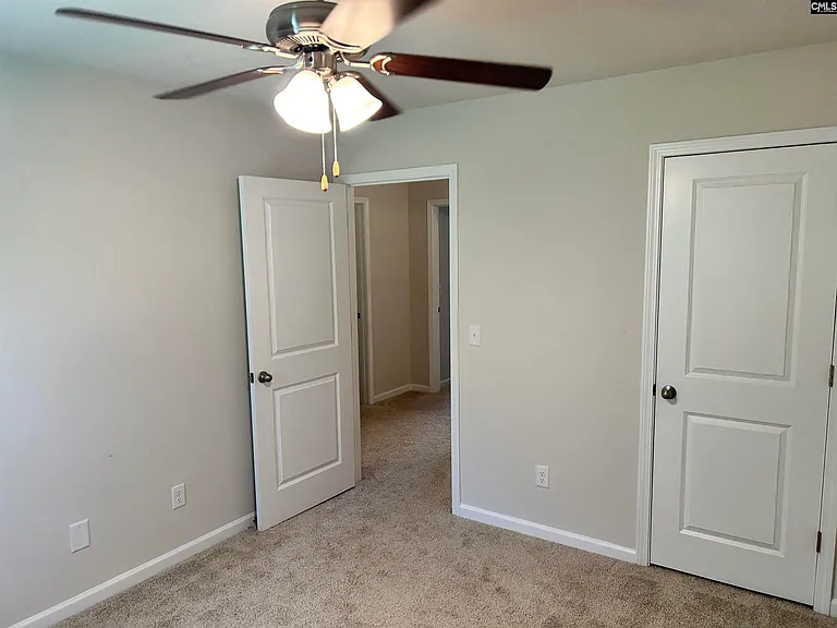 1071 Crescent Moon Loop — Photo 33