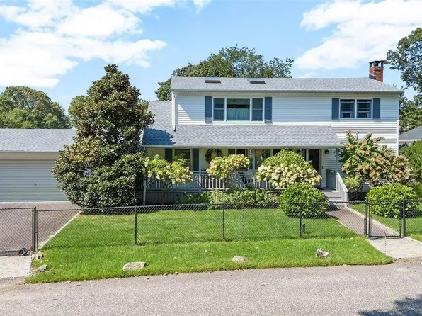 8 George Drive, Mastic, NY 11950