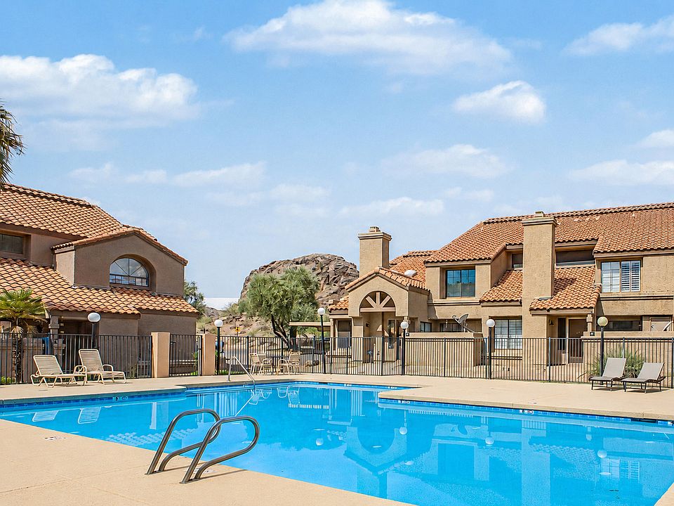 3 Community pools! Hike Papago Park because it's right there.