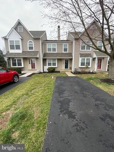 323 Countryside Ct, Collegeville, PA, 19426