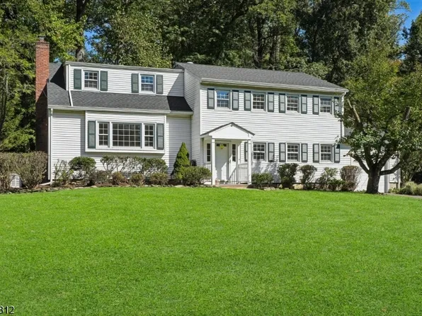 174 Sutton Dr, Berkeley Heights Twp., NJ 07922