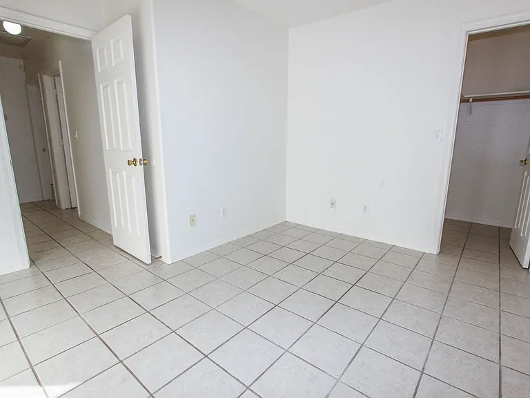 4836 N Judy Cir — Photo 11