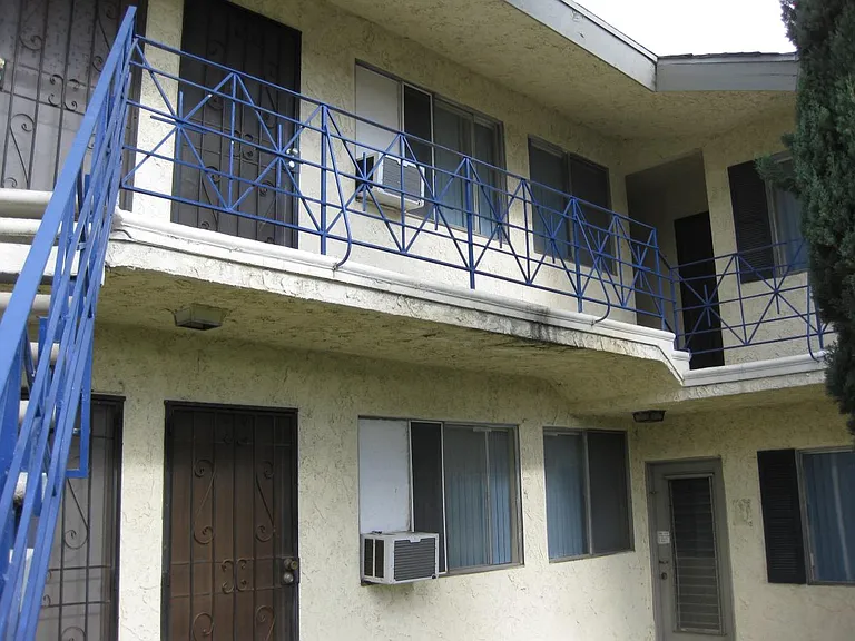 2510 New Ave., #F Upstairs Unit