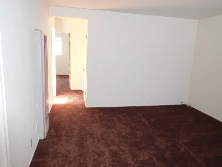 6 Berni Ct #9 — Photo 2