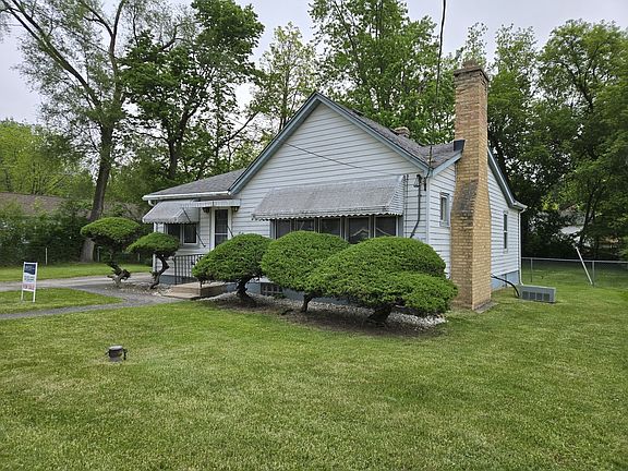 3rd image of 38141 N 4th Ave