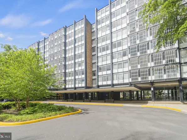1311 Delaware Ave SW APT S743, Washington, DC 20024