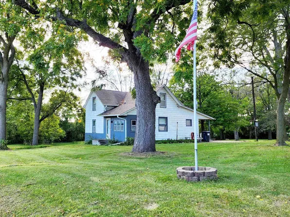 709 Oskaloosa Rd, Beacon, IA 52534