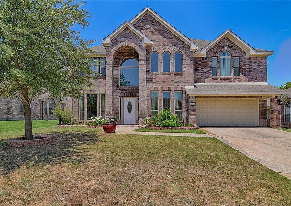 1st image of 1035 Pondview Dr
