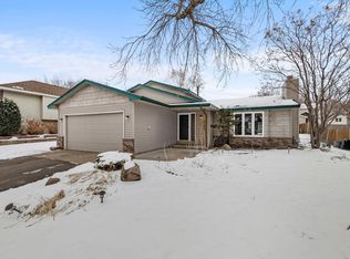 9246 Shenandoah Ln N, Maple Grove, MN 55369