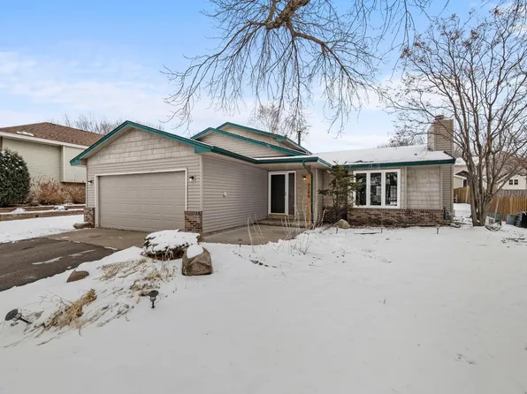 9246 Shenandoah Ln N, Maple Grove, MN 55369