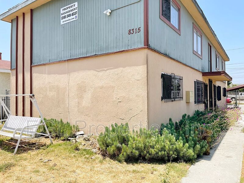 8315 Miramonte Blvd Los Angeles, CA, 90001 Apartments for Rent Zillow