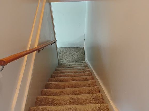 2nd image of 1138 Hinton St #2