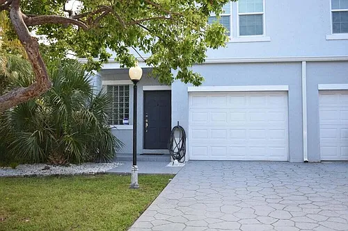 2300 Florida Blvd #D Photo 1