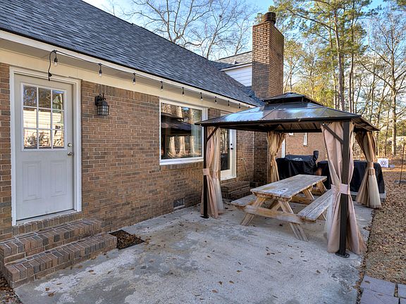 4th image of 2672 Moss Creek Dr