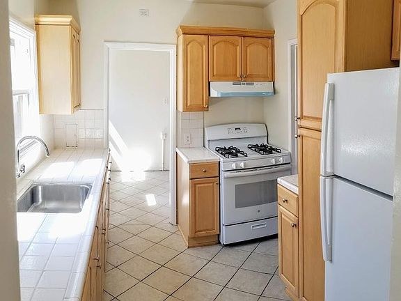 5th image of 4572 El Cerrito Dr