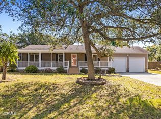 106 NE 23rd St, Oak Island, NC 28465