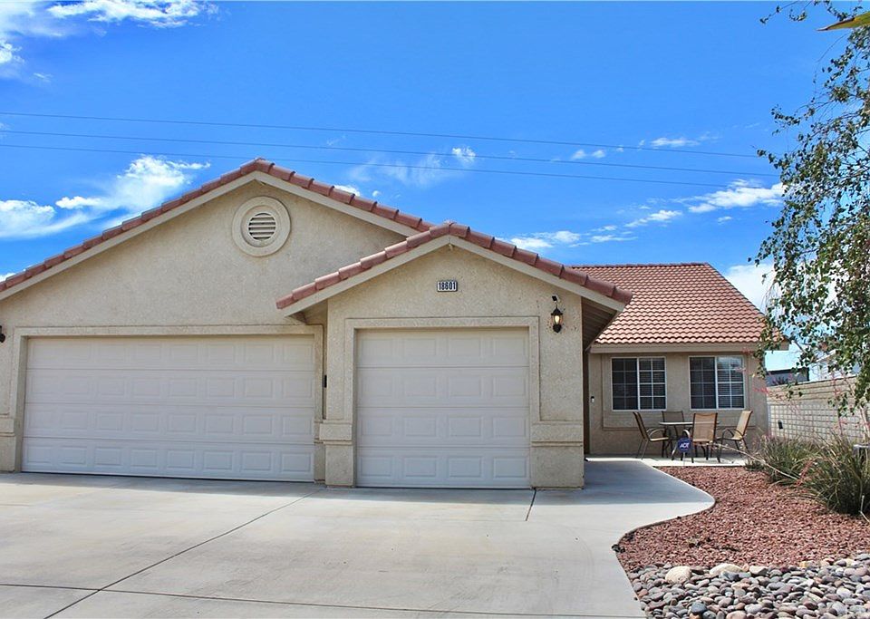 1st image of 18601 Mountain Meadows Dr
