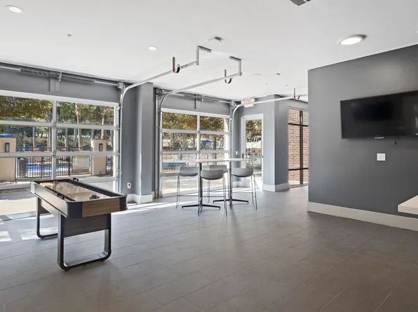 The Vance at Huebner Oaks