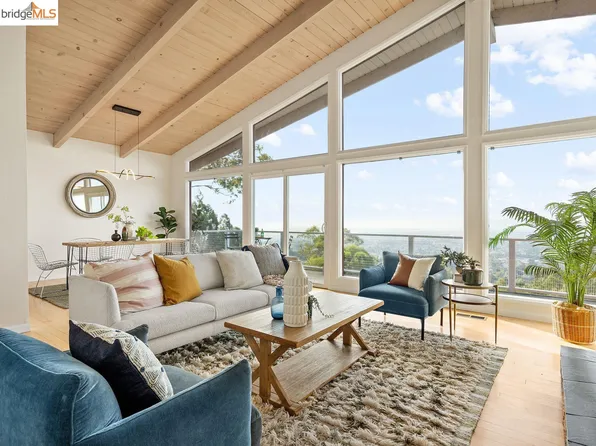 3557 Klamath St, Oakland, CA 94602