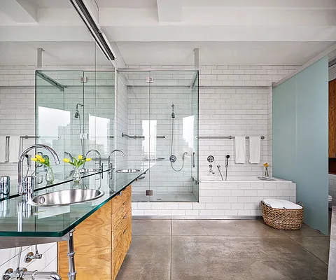 Sold by Compass | media 16