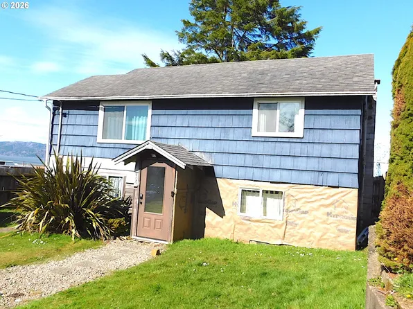 496 Hamburg Ave, Astoria, OR 97103