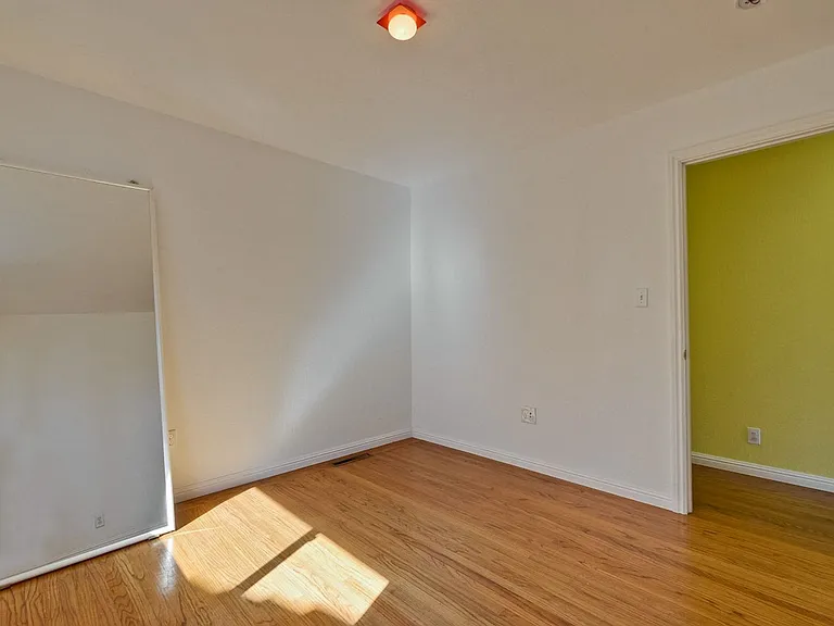 341 Hillsdale Ave — Photo 29