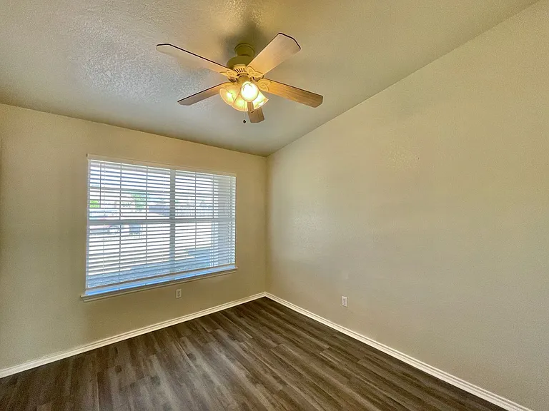 3402 Caprock Cir — Photo 13