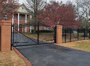 19451 James Creek Ct, Brookeville, MD 20833