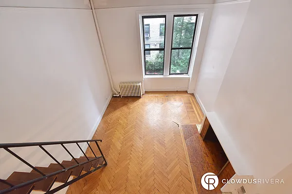 Rented by Cooper & Cooper Real Estate | media 10