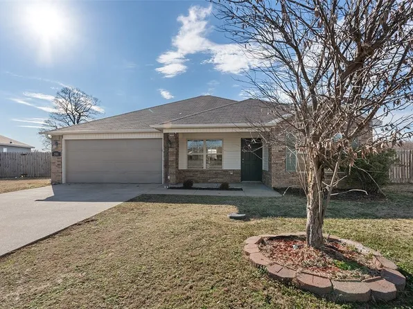 280 Glory Ln, Bethel Heights, AR 72764