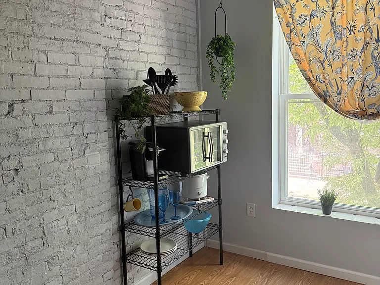 415-417 Main St #2A — Photo 3
