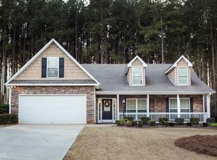 156 Laurel Ln, Social Circle, GA 30025