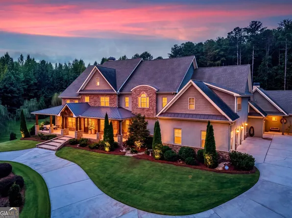 203 Carriage Ln, Peachtree City, GA 30269
