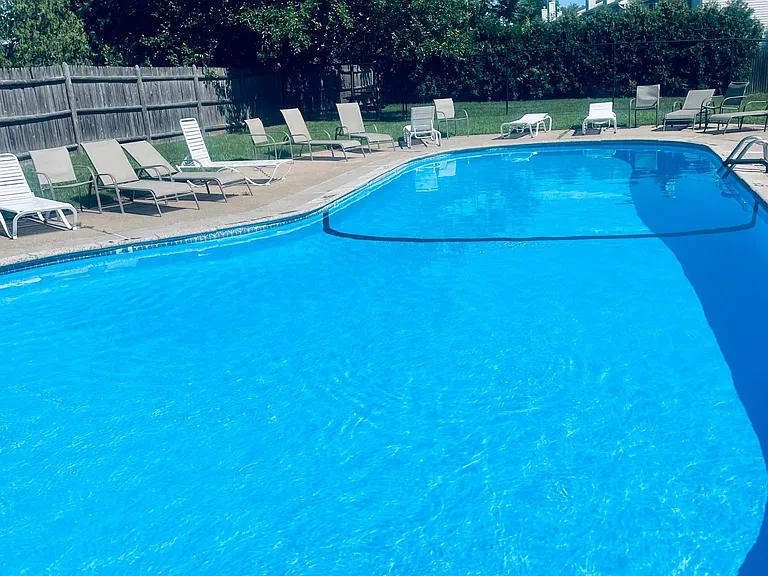 2400 Harbor View Dr #2400 — Photo 13