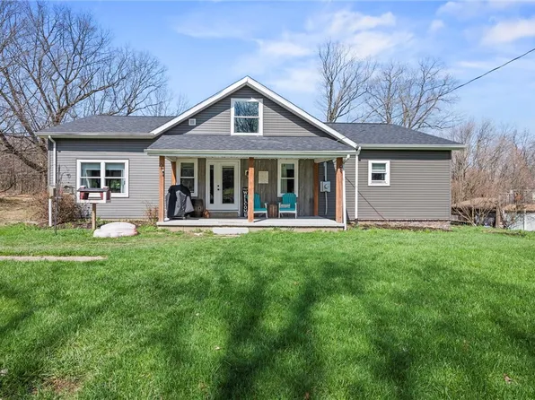 25 Hickory Rd, Greenville, PA 16125