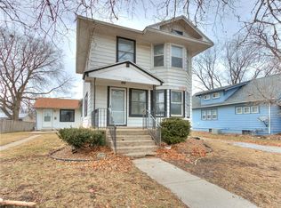1220 4th St, Nevada, IA 50201