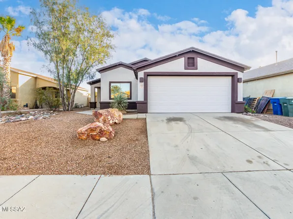 1313 W Laporte Ln, Tucson, AZ 85714