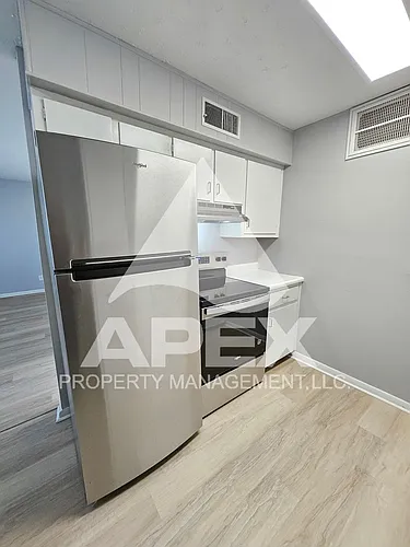 2927 Whittle Springs Rd Photo 1