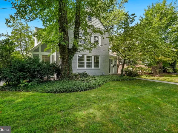 6704 Maple Ave, Chevy Chase, MD 20815