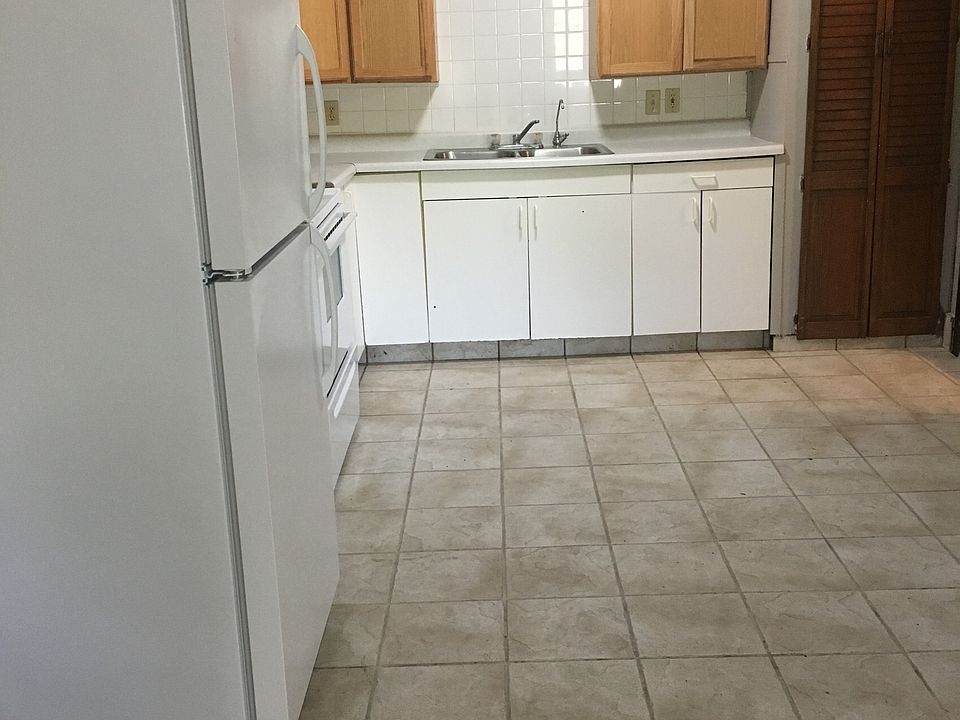 1st image of 31507 195th Ave Unit 2