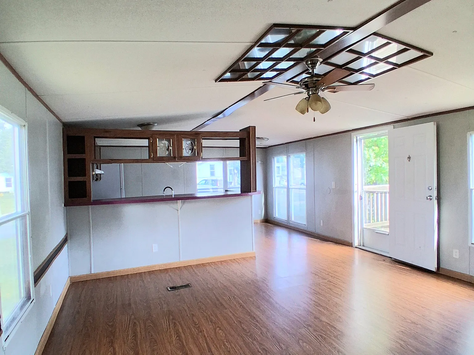 Golden Acres - 358 R — Photo 2