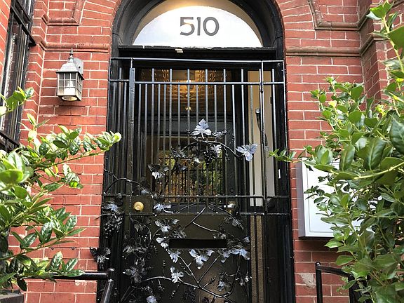 Custom iron gate