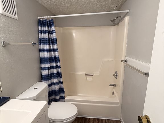 5th image of 2106 Avenue K #4