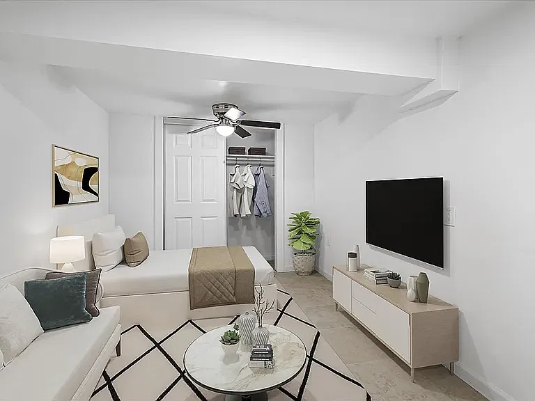 Studio, 360 sqft, $1,700 — Photo 3
